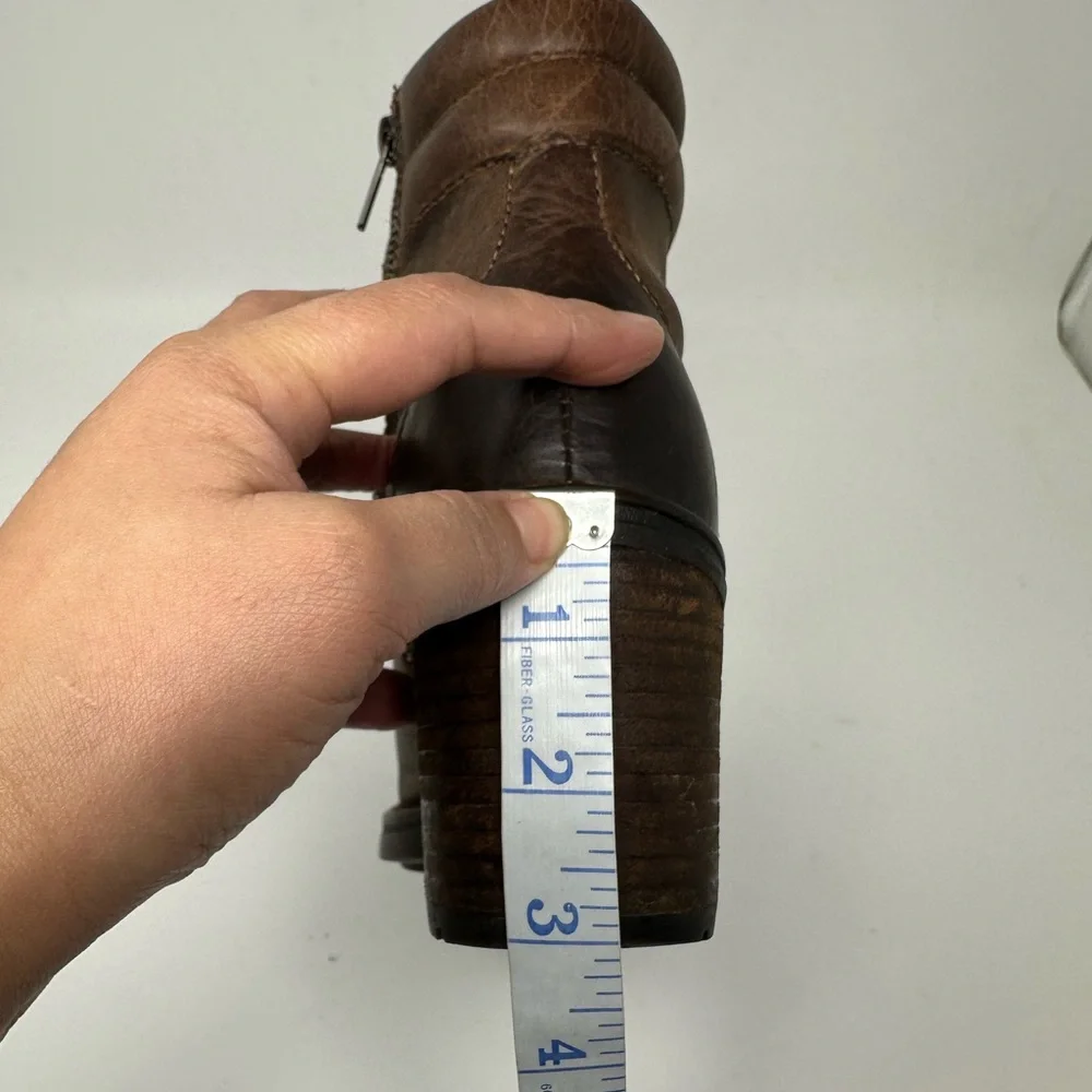 Born Women's Descent Brown Booties Sz 9.5M
